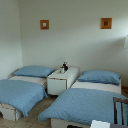 Holzji Apartment Glis Exterior photo